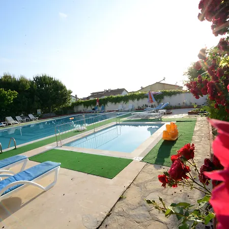 ホテル Alibabam &