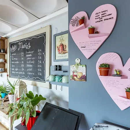 Alibabam & Szálloda Kusadası