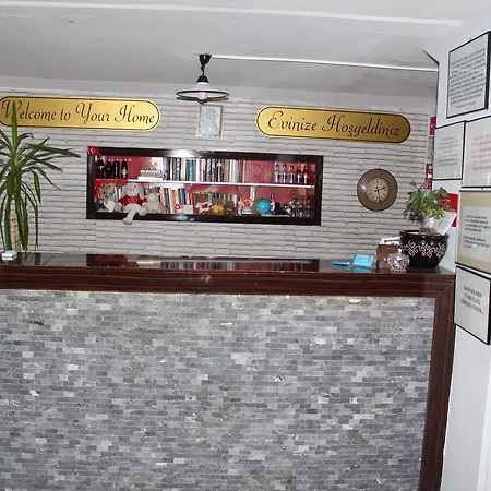 Alibabam & Szálloda 2*